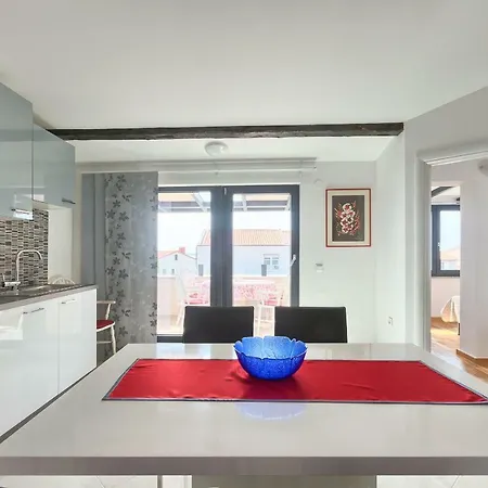 Kascuni Apartment *