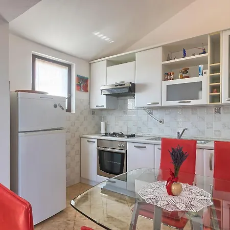 Kascuni Apartment