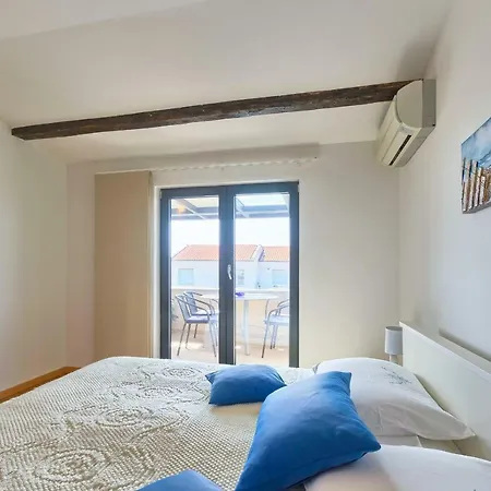 Kascuni Apartment *