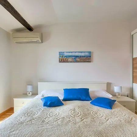 Apartment Kascuni