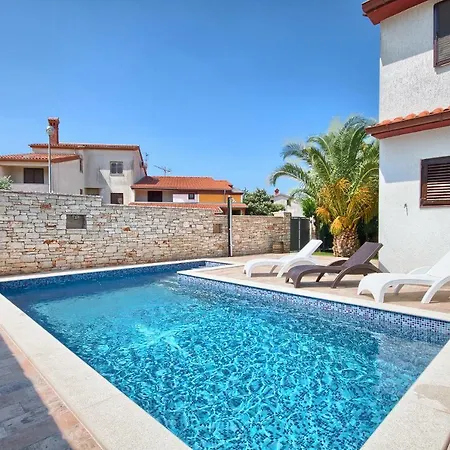 Kascuni Appartamento Pola