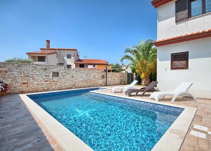 Kascuni Apartament Pula